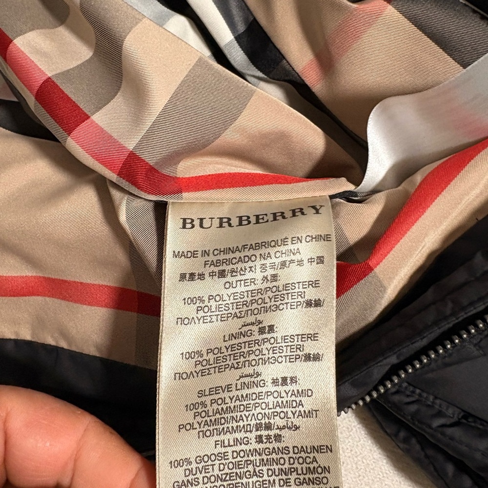 Burberry Women's Puffer Jacket - Black Sz M - Picture 5 of 6